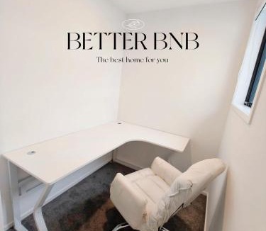 Trentham House | Modern & New 3 Beds 6 Guests