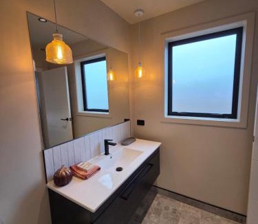 Kawarau Falls Apartment | Remarkables Burrow