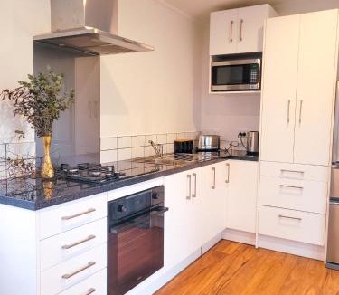 Carterton House | The She Oak