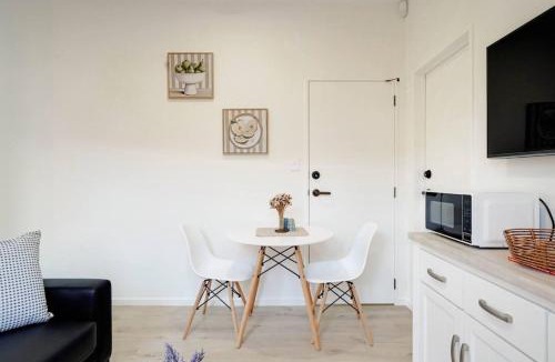 Pukekohe House | Cosy Pukekohe Self-Contained Unit with Kitchenette