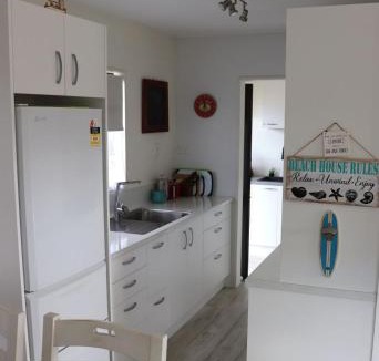Whangamata House | The Blue Beach Bach