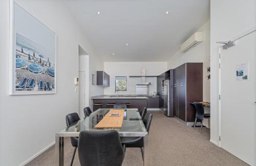 Whitianga Apartment | Sovereign Pier On The Waterways
