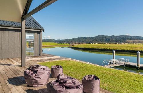 Whitianga House | The Mooring - Private Jetty Whitianga Waterways