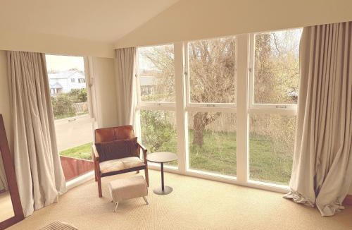 Greytown Apartment | Farley Avenue Turret & Lounge