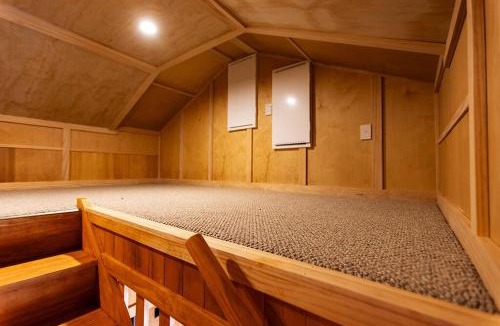 Te Aroha West House | The Miners Retreat