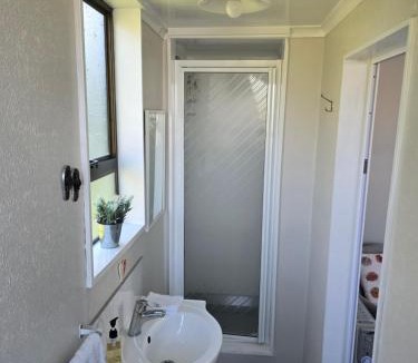 Palmerston North House | Quiet Boutique Generous Breakfast