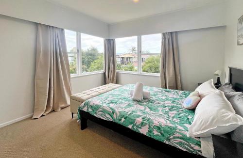 Auckland House | Large Family House