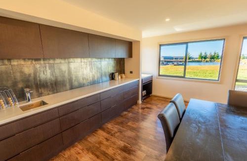 Twizel House | West Manor