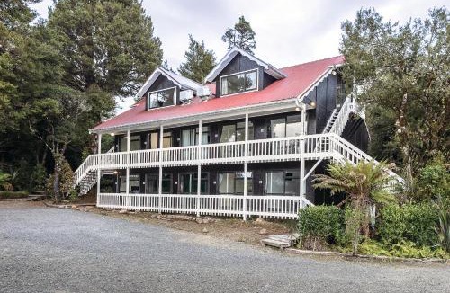 National Park Village Cabin | Alpine Chalets