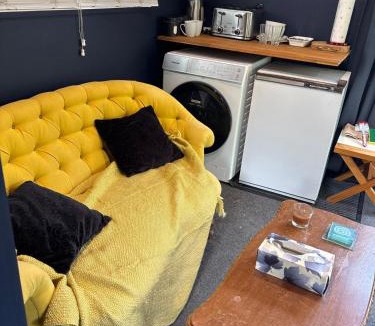 Harewood Apartment | Private and comfortable guesthouse