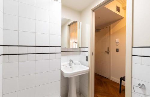 Te Aro Apartment | Te Aro City Stay - Modern Studio for Two