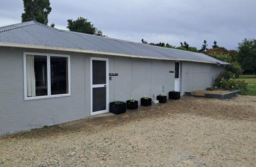 Waianakarua House | The Big Chook Accommodation
