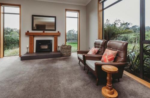 Egmont Village House | Serenity Lodge Getaway - with river views