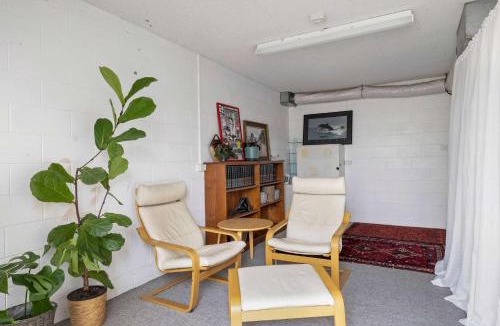 Fitzroy Apartment | Waves and Wander