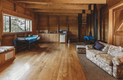 Rewa House | The River Retreat - off the grid escape