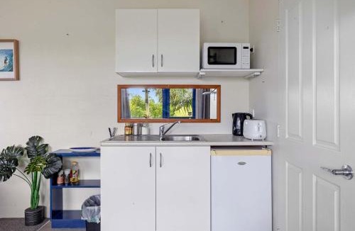 Oakura Apartment | Butlers Studio One
