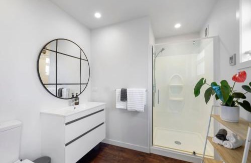 Fitzroy Apartment | Beach Studio - coastal escape near Fitzroy Beach