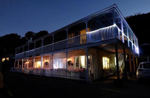 Opua Apartment | Bay View 2-Bedroom Apartment Historic Beachfront Haven Restful, Charming, Unbeatable Views