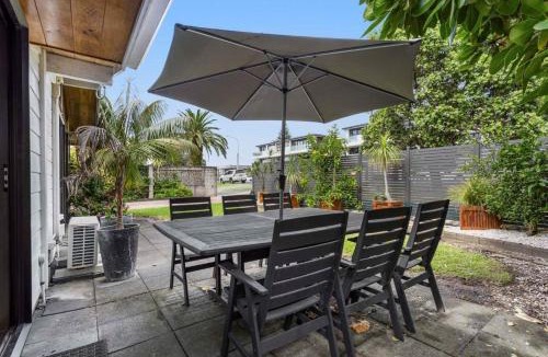 Orewa House | Sandy Toes Holiday Home Orewa