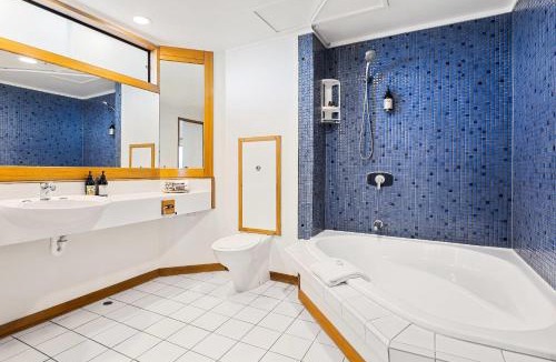 Henderson Hotel | Quality Hotel Lincoln Green