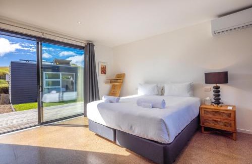 Omiha Villa | Wharetana Bay Villa with private walkway to beach!