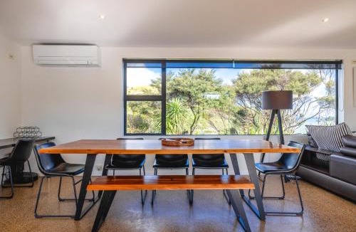 Omiha Villa | Wharetana Bay Villa with private walkway to beach!