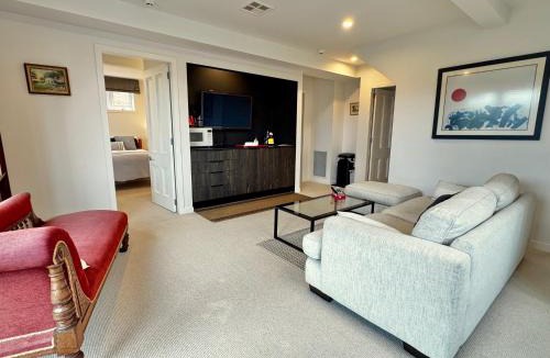 Grey Lynn Apartment | Luxury Flat Grey Lynn, close city with car pad