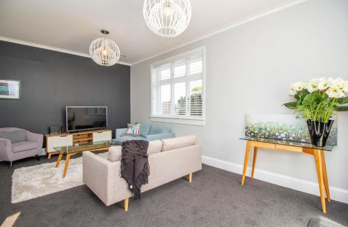 Petone Villa | Bolton Street Cottage
