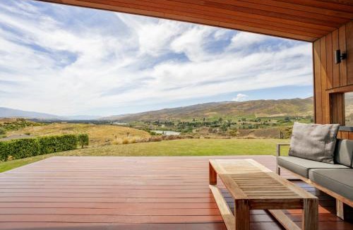 Bannockburn House | Vino and Views - Bannockburn Holiday Home
