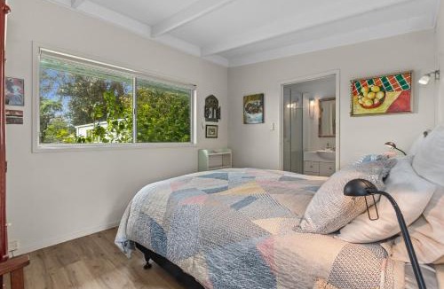 Waipu Cove House | Coastal Cove - Waipu Cove Holiday Home