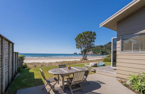 Whangamata House | Beachfront Beauty - Whangamata Beachfront Home