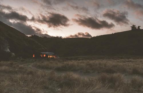 Okains Bay House | Romantic Raupo Beach Luxury Escape