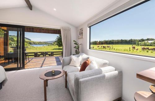 Waiotapu Ski Chalet | Kōtare Lakeside Retreat