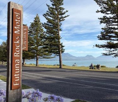Kaikoura Hotel | Futuna Rocks Motel