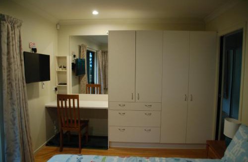 Parua Bay House | Kohinui Glade Holiday Cottage