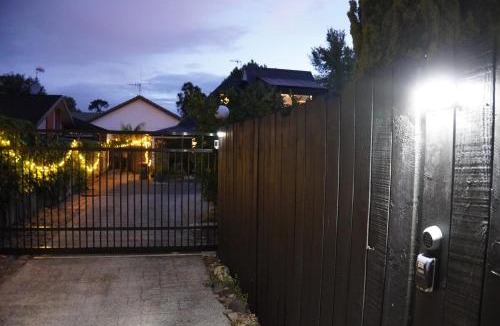 Hamilton North House | Boutique Luxury Escape in Supreme Location
