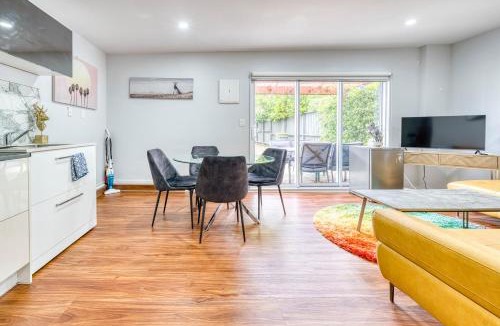 Mount Eden House | Auckland Urban Escape - Central, Connected & Comfy