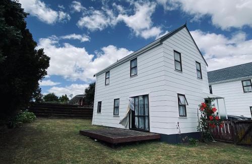 Highland Park House | Auckland GQ holiday home