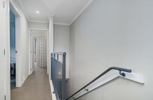 Pauanui House | Putt it at Pauanui - Pauanui Holiday Home