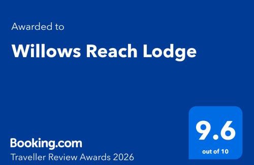 Kumeu Cabin | Willows Reach Lodge