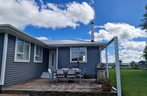 Whakapirau House | Country Harbourside Escape