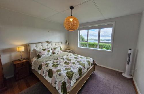 Whakapirau House | Country Harbourside Escape