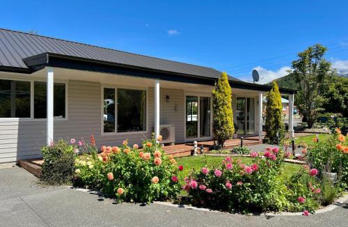 Hanmer Springs House | Sunshine cosy retreat