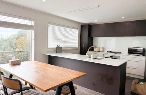 Johnsonville House | Hanok Harmony House in Johnsonville