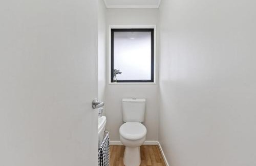 Newlands House | Suthar's Home