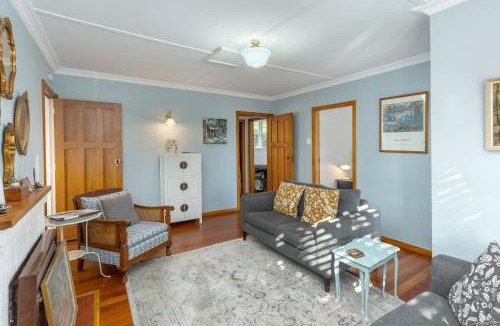 Martinborough House | Strasbourge Cottage