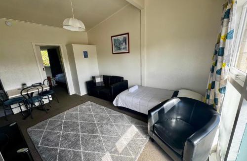 Napier Hotel | Spanish Lady Motel