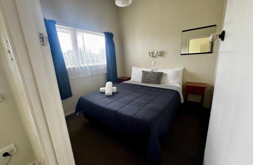 Napier Hotel | Spanish Lady Motel