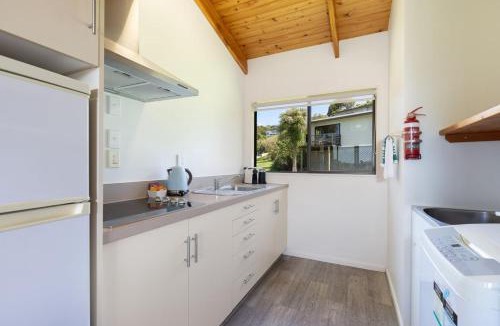 Kaiteriteri House | Two Bedroom Garden View