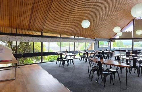 Te Anau Hotel | Fiordland Hotel